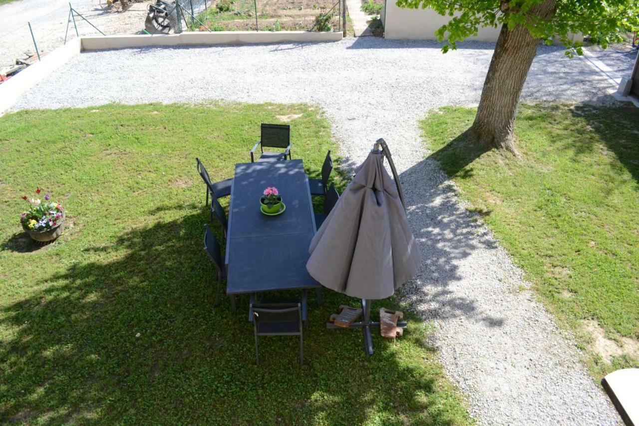 Gite Les Pins Montchenu Dış mekan fotoğraf